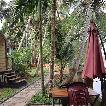 Mundrothuruth Greenchromide Homestays מראה חיצוני תמונה