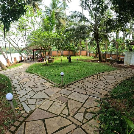 Mundrothuruth Greenchromide Homestays מראה חיצוני תמונה